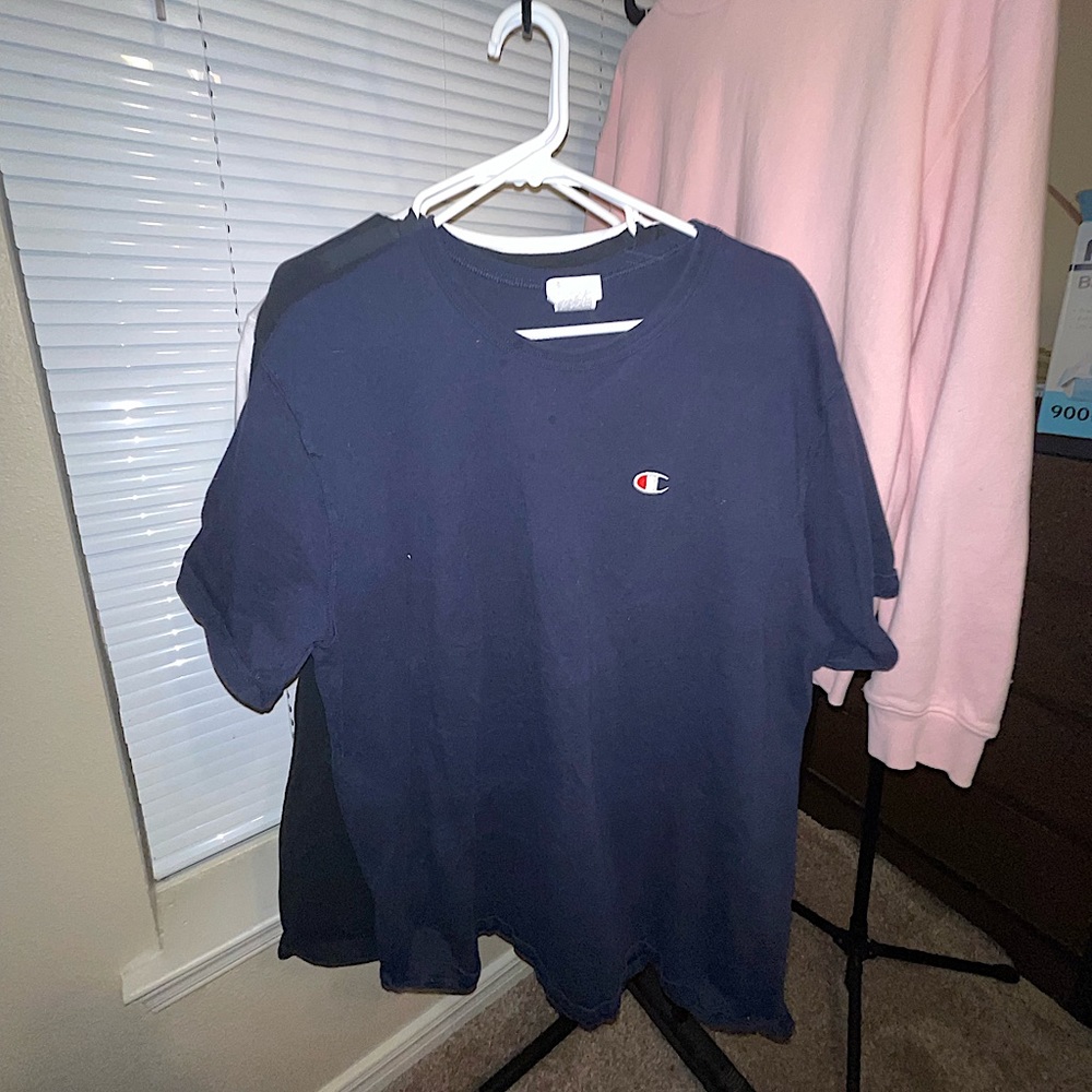 XL used Navy Blue Champion T-Shirt!